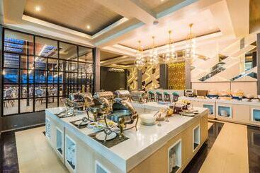 هتل Khaolak Emerald Beach Resort And Spa