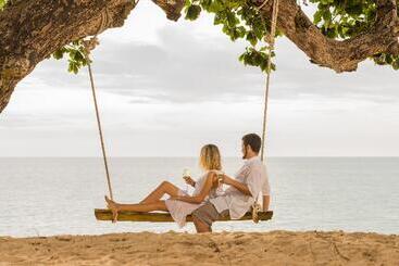 هتل Khaolak Emerald Beach Resort And Spa