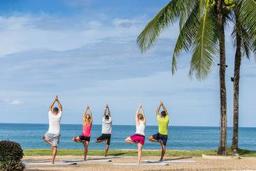 هتل Khaolak Emerald Beach Resort And Spa