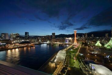 هتل Kobe Meriken Park Oriental