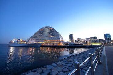 هتل Kobe Meriken Park Oriental