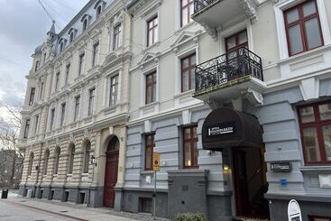 هتل L Stadsparken