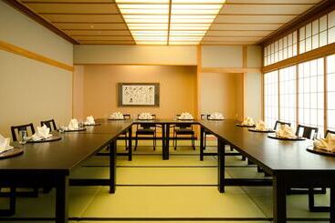 هتل Metropolitan Nagano