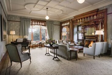 هتل Otahuna Lodge