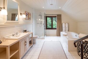 هتل Otahuna Lodge