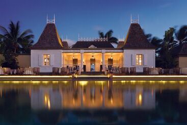هتل Outrigger Mauritius Beach Resort