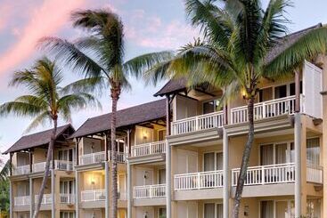 هتل Outrigger Mauritius Beach Resort