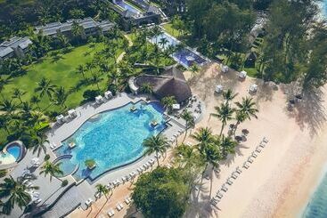 هتل Outrigger Mauritius Beach Resort