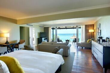 هتل Outrigger Mauritius Beach Resort