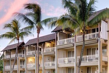 هتل Outrigger Mauritius Beach Resort
