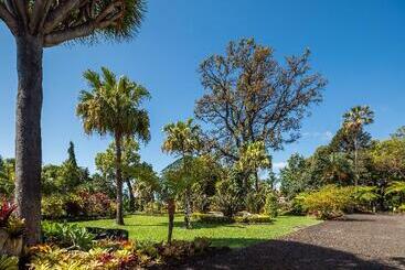 هتل Quinta Jardins Do Lago