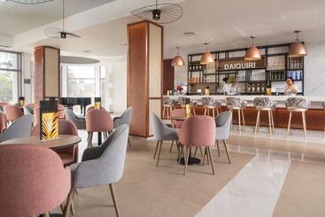 هتل Riu Palace Tropical Bay - All Inclusive