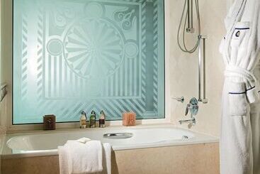 هتل Sofitel Agadir Royalbay Resort