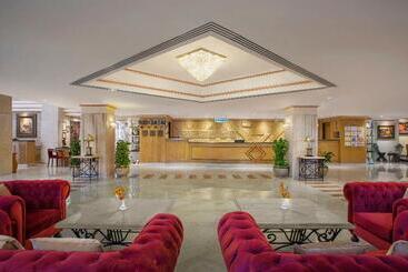 هتل Sultan Gardens Resort