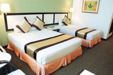 Summit Hotel Subang Usj