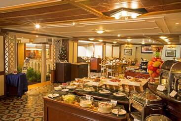 هتل The Chancery