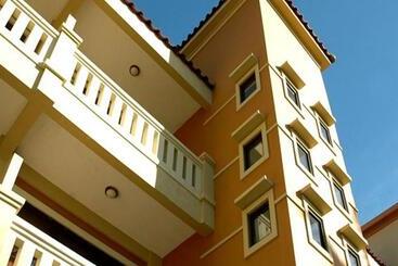 هتل The Jayakarta Anyer Beach Resorts