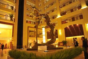 هتل The Lalit Mumbai