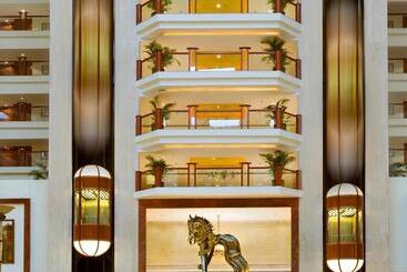 هتل The Lalit Mumbai