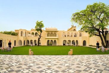 هتل The Raj Palace