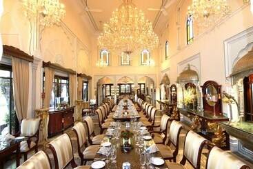 هتل The Raj Palace