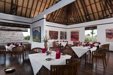هتل The Sungu Resort & Spa