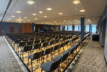 Vilnius Park Plaza Hotel, Restaurant & Terrace, Panorama Bar, Conference & Banquet Center