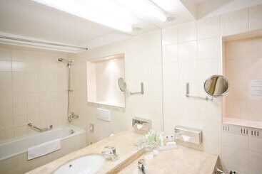 Vilnius Park Plaza Hotel, Restaurant & Terrace, Panorama Bar, Conference & Banquet Center