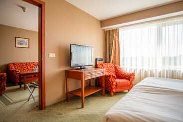 Vilnius Park Plaza Hotel, Restaurant & Terrace, Panorama Bar, Conference & Banquet Center