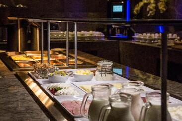 Vilnius Park Plaza Hotel, Restaurant & Terrace, Panorama Bar, Conference & Banquet Center