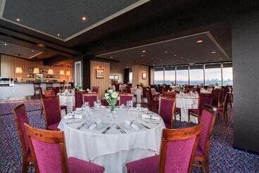 Vilnius Park Plaza Hotel, Restaurant & Terrace, Panorama Bar, Conference & Banquet Center