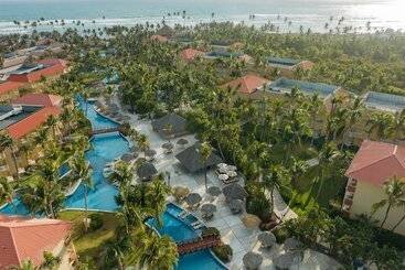 Wyndham Alltra Punta Cana All Inclusive Resort