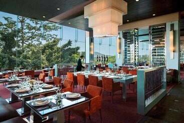 Marriott Executive Apartment   Lakeside Chalet, Mumbai