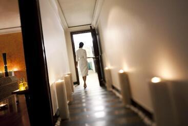 Marriott Executive Apartment   Lakeside Chalet, Mumbai