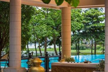 Marriott Executive Apartment   Lakeside Chalet, Mumbai