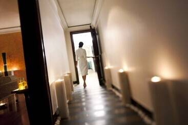 Marriott Executive Apartment   Lakeside Chalet, Mumbai
