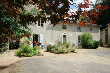 Bed & Breakfast Moulin De La Cueille