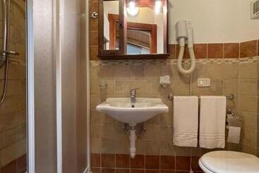 پانسیون Affittacamere Casa Di Elide