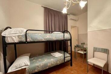 پانسیون Affittacamere Casa Di Elide