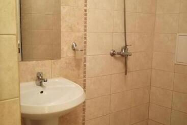 פנסיון Guest House Radiana