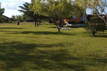استراحتگاه Termas Sol Y Luna