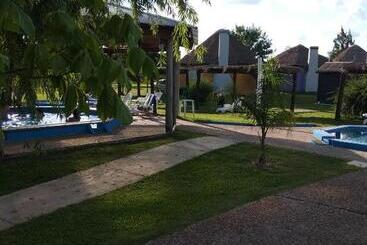 استراحتگاه Termas Sol Y Luna