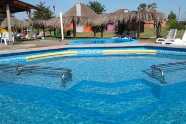 استراحتگاه Termas Sol Y Luna