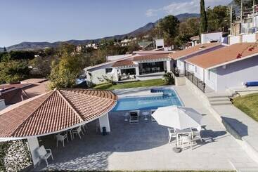 هتل Mansión María Luxury House