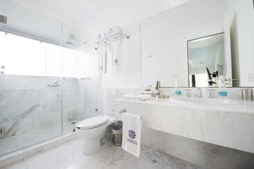 هتل Mansión María Luxury House