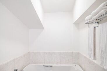 هتل Mansión María Luxury House