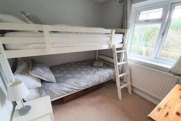 Ladywell Croyde 6 Bedrooms, Sleeps 12, Hot Tub