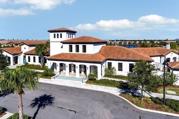 Lake View Villa