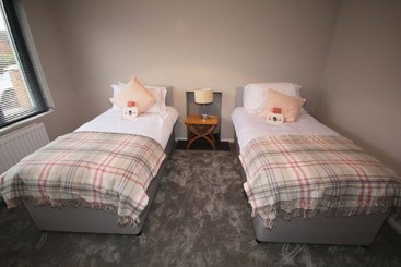 Malone Premium Cottage City Centre Access