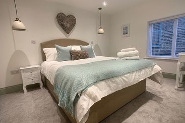 Threadneedle Cottage
